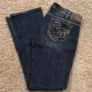 Silver Tuesday Distressed Low Slim Boot Jeans with Decorative Stitching (30x33)